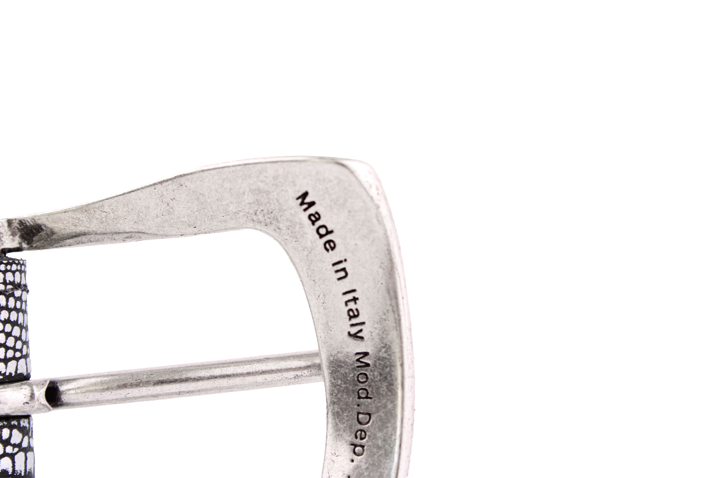 Cinturón Delmar cuero plateado con negro